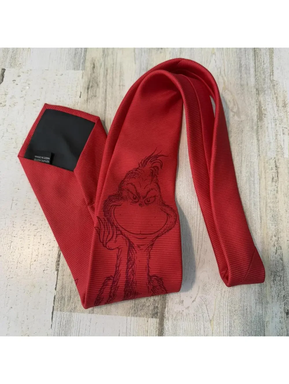 Dr. Seuss How The Grinch Stole Christmas Holiday Novelty Men's Tie Who Ville